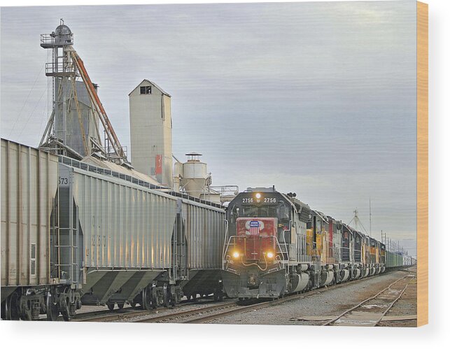 California Wood Print featuring the photograph Former Southern Pacific Railroad Sd-40-2 by Richard Hansen
