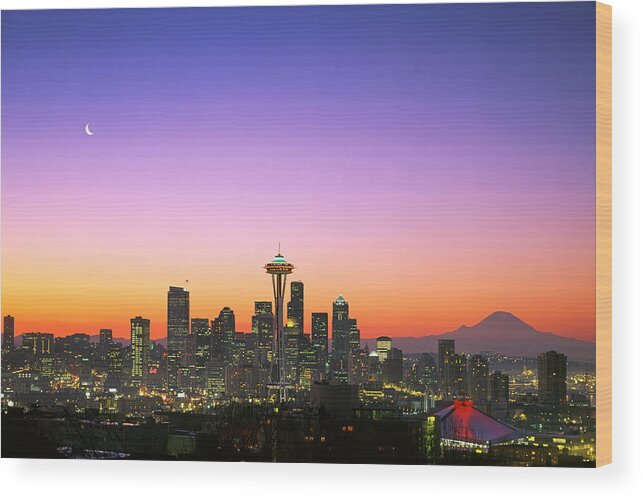 Seattle Wood Print featuring the photograph Good Morning America. by King Wu