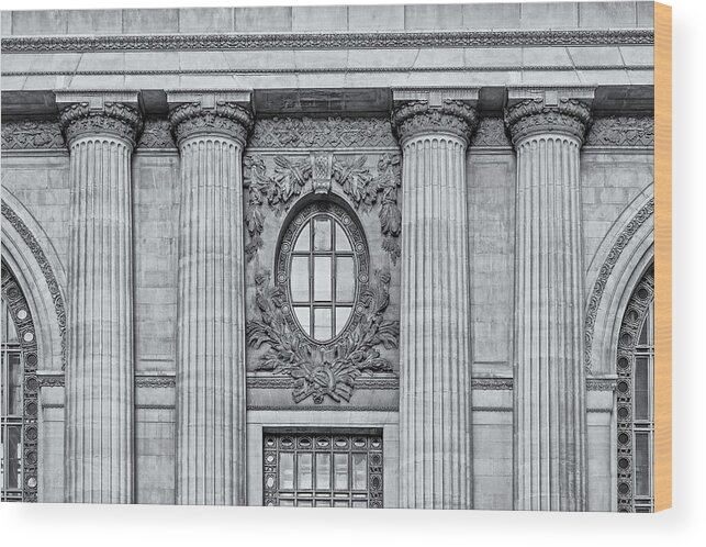 America Wood Print featuring the photograph Grand Central Terminal Facade BW by Susan Candelario