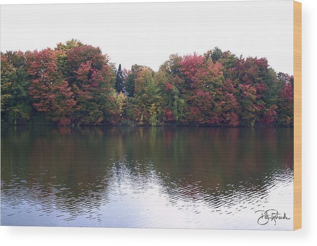 Hart Wood Print featuring the photograph Hart Lake by Bill Richards