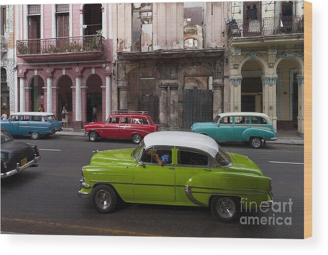 Havanna Wood Print featuring the photograph Havanna Traffic by Juergen Klust