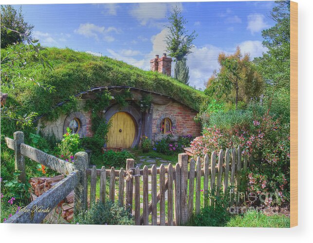 Alexander's Farm Wood Print featuring the photograph Hobbit Hole 7a by Sue Karski