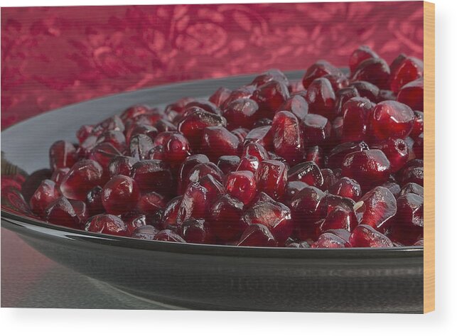 Pomegranate Wood Print featuring the photograph Holiday Poms by Mark McKinney