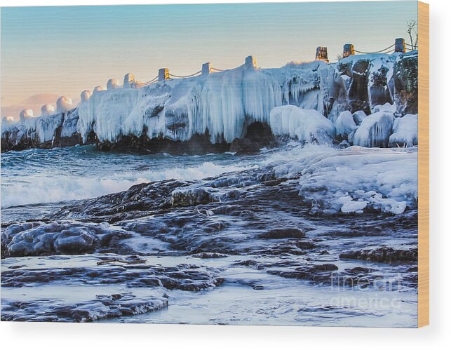 North Shore Wood Print featuring the photograph Icy Shores by CJ Benson