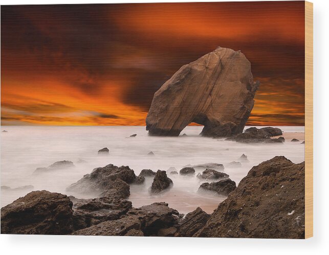 Seascape Wood Print featuring the photograph Imagine by Jorge Maia