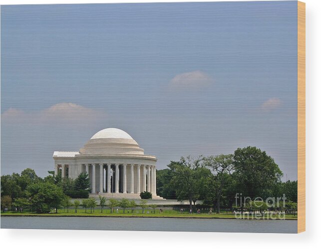 Jefferson Memorial Wood Print featuring the photograph Jefferson Memorial by Jim Gillen