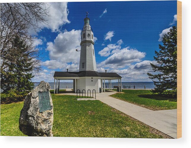 1944 Wood Print featuring the photograph Kimberly Point Lighthouse by Randy Scherkenbach