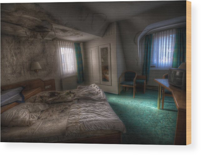 Urbex Wood Print featuring the digital art King size bed by Nathan Wright