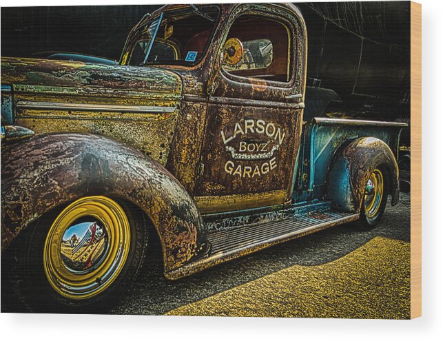 B52 Wood Print featuring the photograph Larson Boyz Garage by Jay Stockhaus