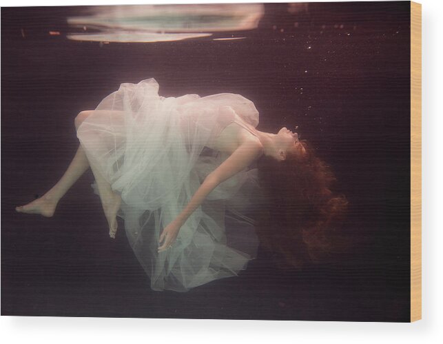Underwater Wood Print featuring the photograph Laura by Gabriela Slegrova