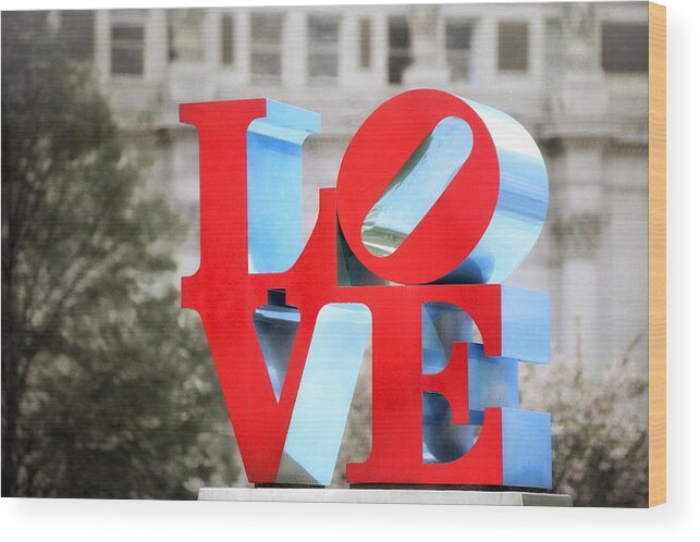 Love Sculpture Wood Print featuring the photograph Love Sculpture - Selective Color - Philadelphia by Photography By Sai