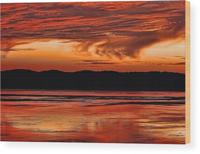 River Wood Print featuring the photograph Mississippi River Sunset by Don Schwartz
