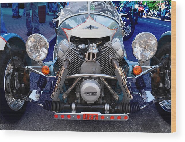 Automobiles Wood Print featuring the photograph Morgan Aero Frontal by John Schneider