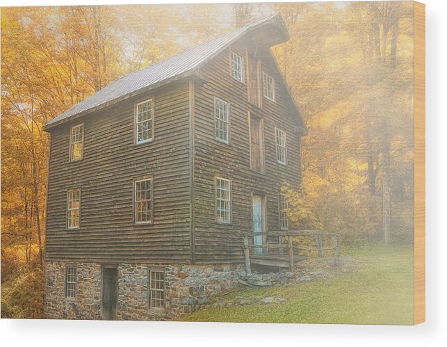 Grist Mills Wood Print featuring the photograph Morning Haze At The Millbrook Grist Mill by Pat Abbott