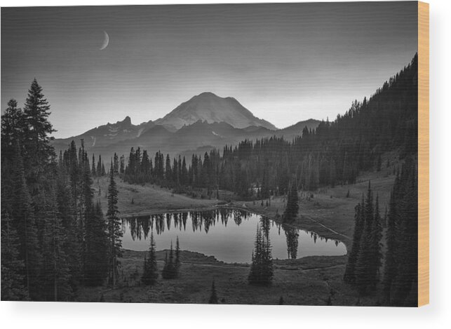 Rainier Wood Print featuring the photograph Mt. Rainier by Michael Zheng