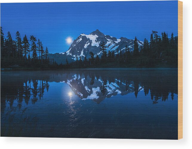 Full Moon Wood Print featuring the photograph Mt.Shuksan with Full moon by Hisao Mogi