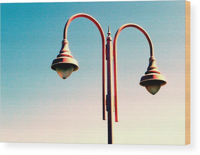 Lamps Wood Print featuring the digital art Beach Lamp Post by Valerie Reeves