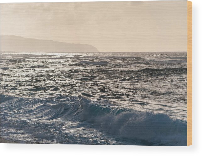Hawaii Wood Print featuring the photograph North Shore Waves by Lars Lentz