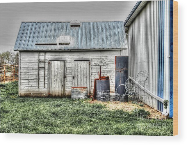 Old Barns Wood Print featuring the photograph Old Barneys Barn by Doc Braham