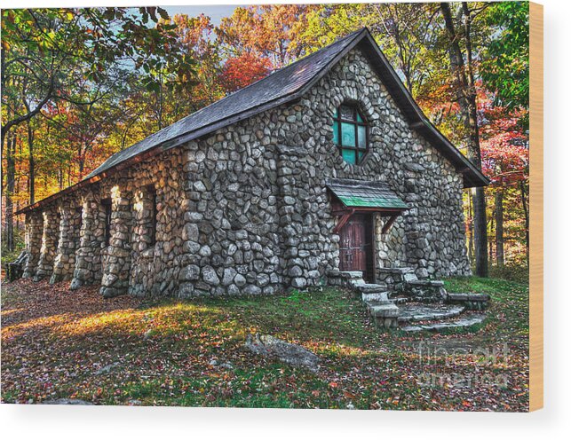 Harriman State Park Wood Print featuring the photograph Old Stone Lodge by Anthony Sacco