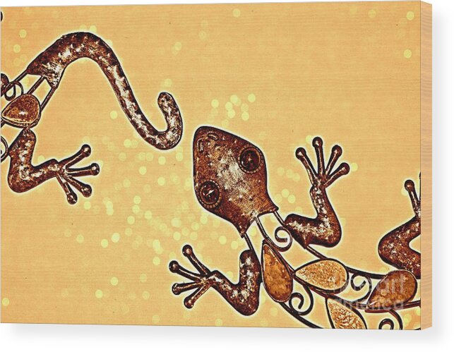 Gecko Wood Print featuring the photograph Playful Geckos by Clare Bevan