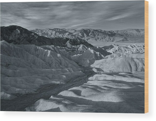 Landscape Wood Print featuring the photograph Road To The Valley BW by Jonathan Nguyen