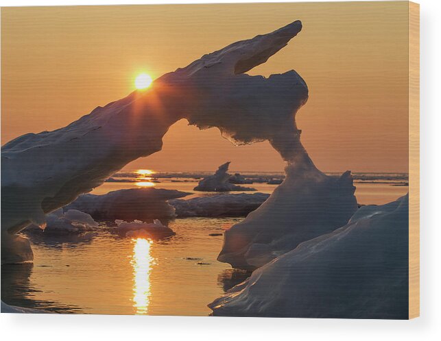 Scenics Wood Print featuring the photograph Sea Ice, Hudson Bay, Canada by Paul Souders