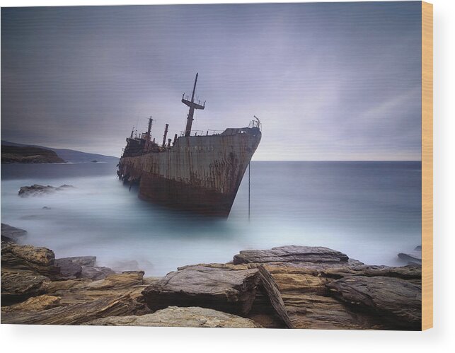 Shipwreck Wood Print featuring the photograph Semiramis by Mary Kay