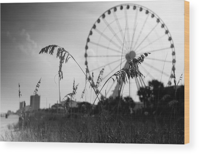 Myrtle Beach Wood Print featuring the photograph SkyWheel view by Ivo Kerssemakers