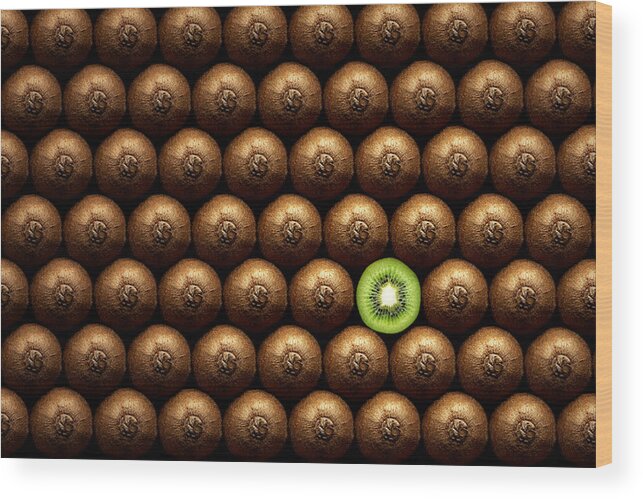 Kiwi Wood Print featuring the photograph Sliced kiwi between group by Johan Swanepoel