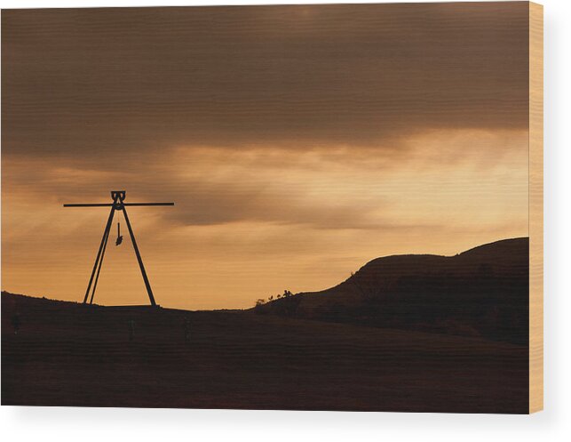 Sun Set Wood Print featuring the photograph Storm King by Terry Cosgrave