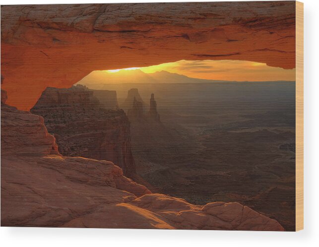 Nature Wood Print featuring the photograph Sunrise at Mesa Arch 2 by Alan Ley