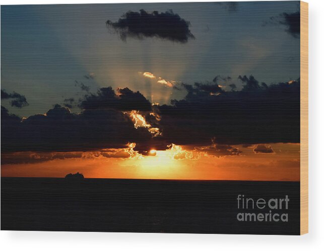 Sunrise Wood Print featuring the photograph And God's Glory Shown All Around by Gary Smith