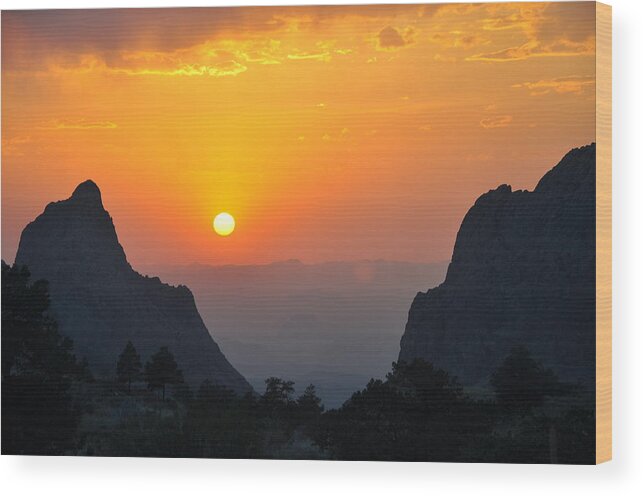 Orange Wood Print featuring the photograph Sunset in Big Bend National Park by Frank Madia