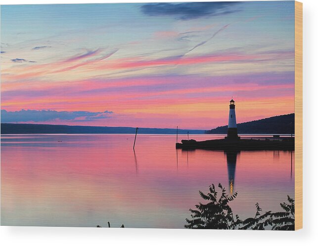 Ithaca Wood Print featuring the photograph Sunset On Cayuga Lake Ithaca New York by Paul Ge
