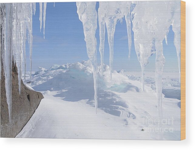 Lake Superior Wood Print featuring the photograph Superior Icicles and Ice by Sandra Updyke