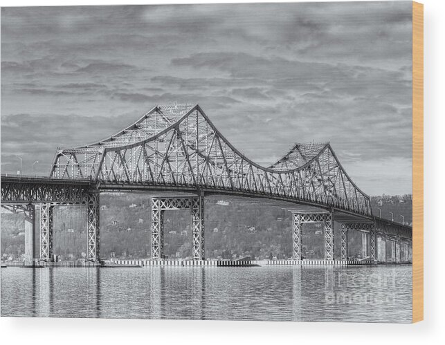 Clarence Holmes Wood Print featuring the photograph Tappan Zee Bridge IV by Clarence Holmes