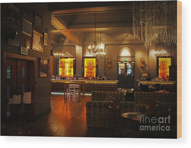 Grand Cafe Wood Print featuring the photograph The Grand Cafe Southampton by Terri Waters