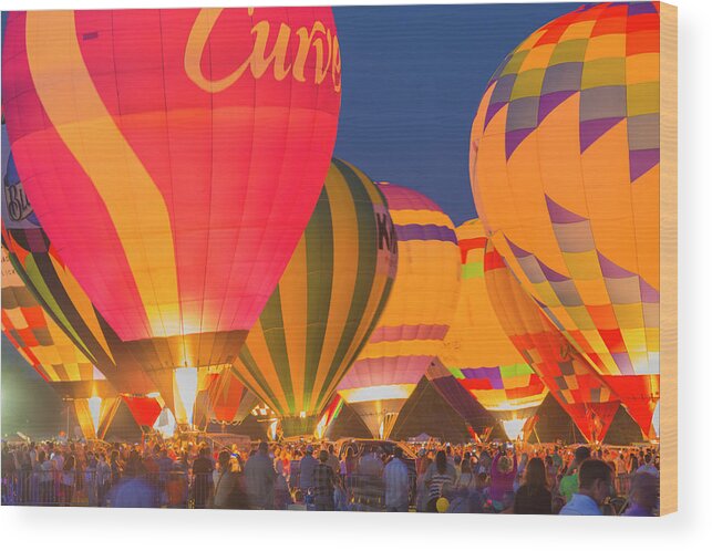 People Wood Print featuring the photograph The Great Forest Park Balloon Race by Eddie Brady