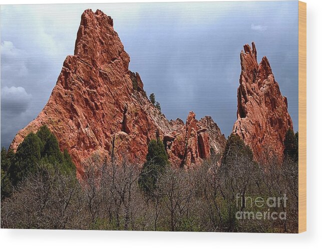 Sunrise At Garden Of The Gods Wood Print featuring the photograph The Jagged Edges by Adam Jewell