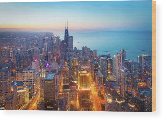 Chicago Wood Print featuring the photograph The Magnificent Mile by Michael Zheng