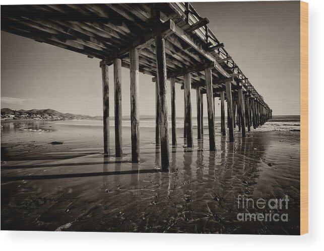 Cayucos Wood Print featuring the photograph The pier at Cayucos by Rob Hawkins
