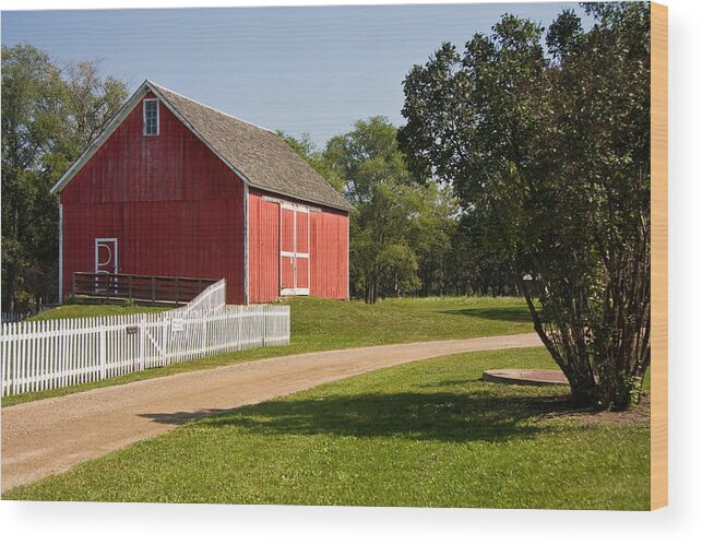Barn Wood Print featuring the photograph The Red Barn by Sue Leonard