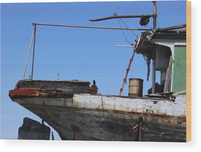 Boat Wood Print featuring the photograph The Relic by Cathy Anderson