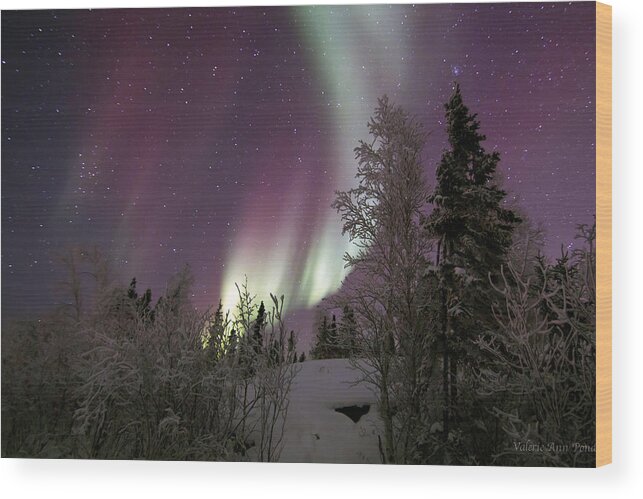 Aurora Borealis Wood Print featuring the photograph The Wave by Valerie Pond