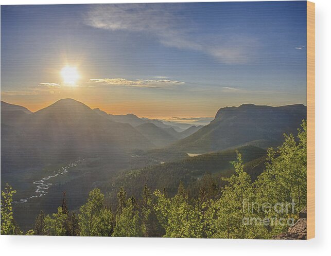 Colorado Wood Print featuring the photograph Trail Ridge Road Sunrise by Jennifer Ludlum