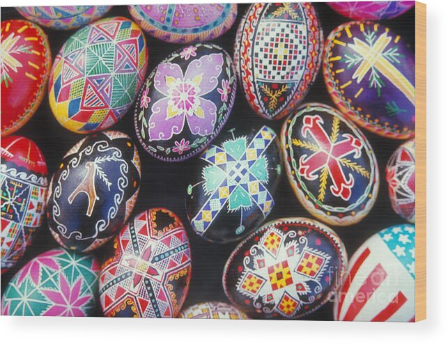 Horizontal Wood Print featuring the photograph Ukrainian Easter Eggs by Verlin L Biggs
