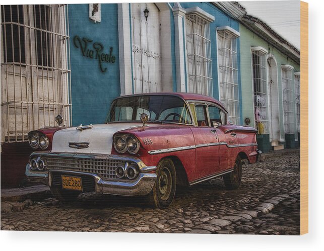 Cuba Wood Print featuring the photograph Via Reale by Marzena Grabczynska Lorenc