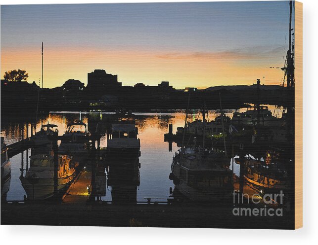 Boats Wood Print featuring the photograph End Of Day At The Dock by Kirt Tisdale
