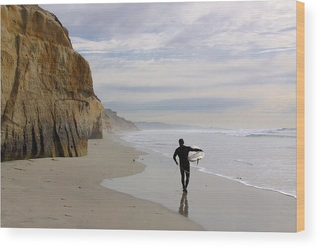 Wanted: Big Wave Wood Print featuring the photograph Wanted Big Wave by Viktor Savchenko